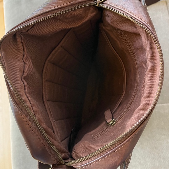 Leather Crossbody Bag with Lockable Front Flap - Picture 6 of 10